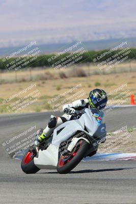 media/May-29-2022-Lets Ride (Sun) [[e8986be515]]/B Group/1020am (Outside Grapevine)/